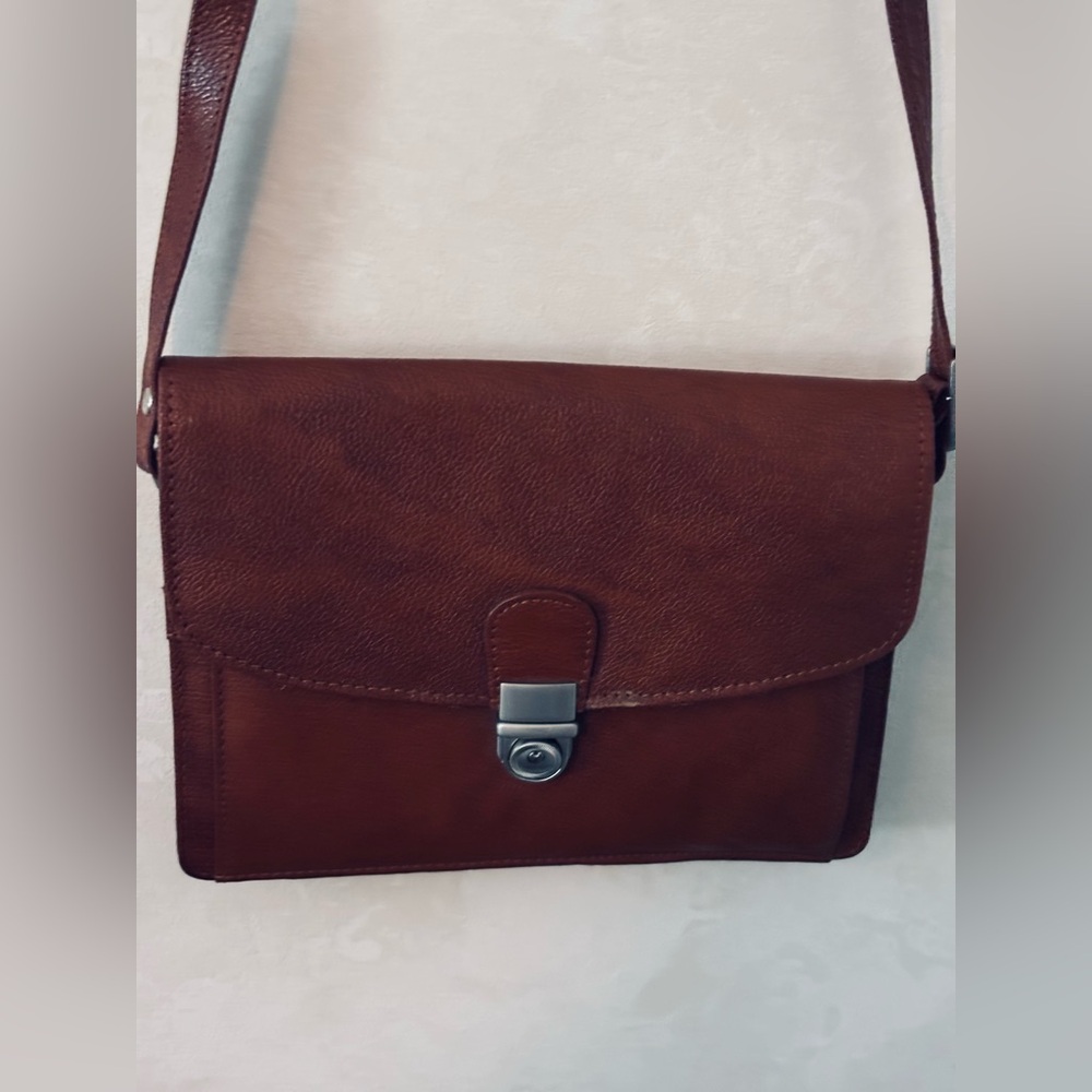 Vintage Brown Textured Leather Crossbody Envelope Bag - Unisex
